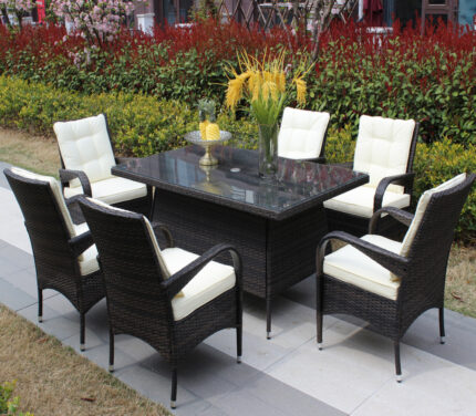 Outdoor patio Furniture  Rectangular Dining  Table with clear tempered glass